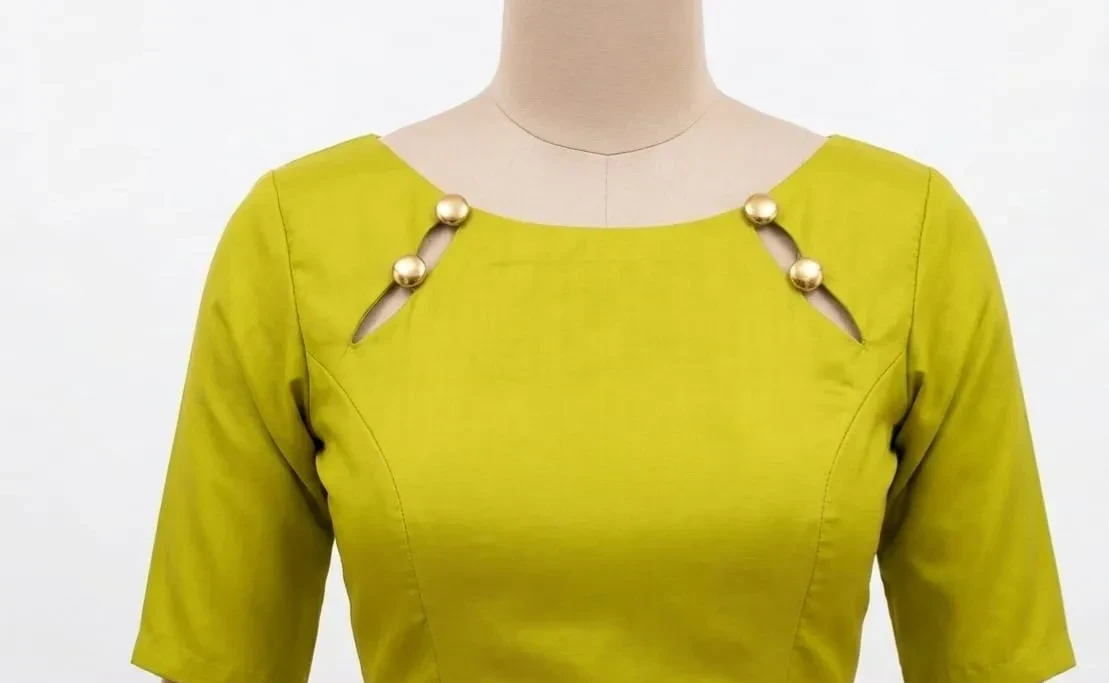 Readymade Padded Boat Neck Blouse – Princess Cut with Shoulder Slits and Potli Buttons