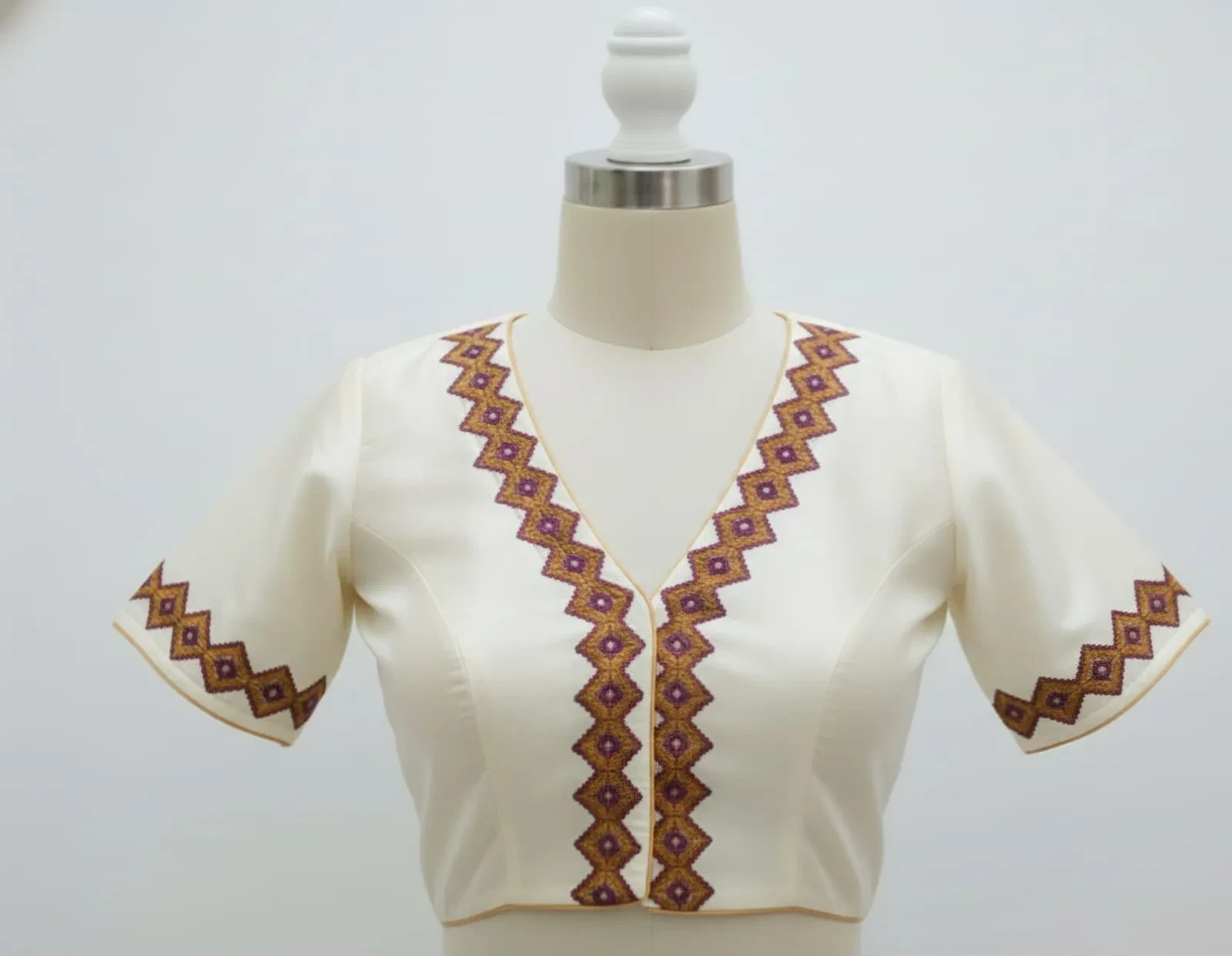 Half White Handcrafted Kutch Work Blouse Versatile Designer Ethnic Wear