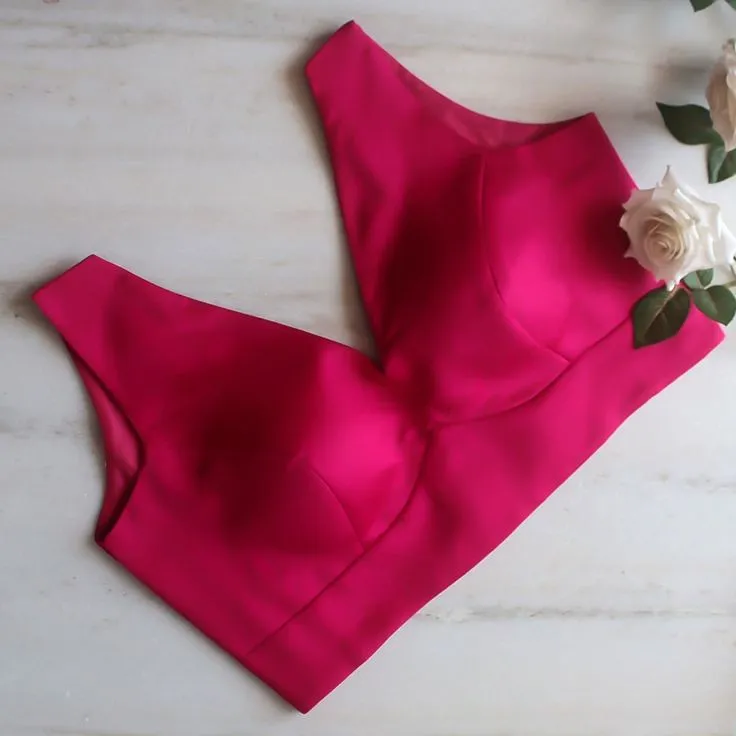 Elegant Hot Pink Padded Saree Blouse | Sleeveless V-Neck Online