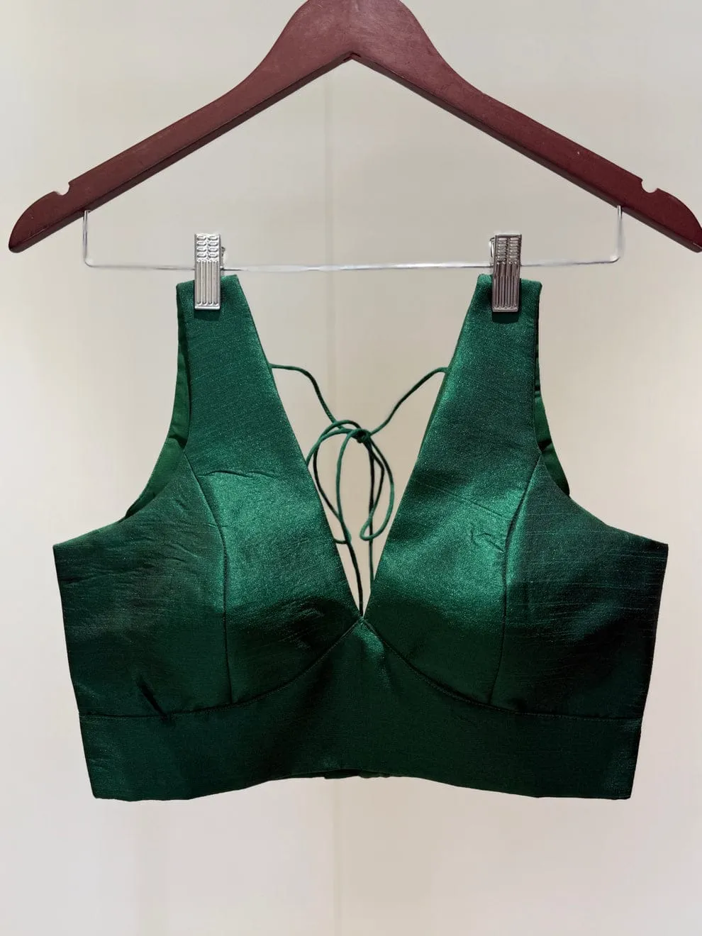 Emerald Green Raw Silk Halter Neck Blouse – Premium Readymade Saree Blouse