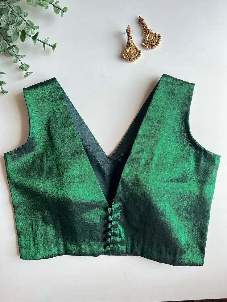 Emerald Green Sleeveless Saree Blouse | Front Button V-Neck Choli