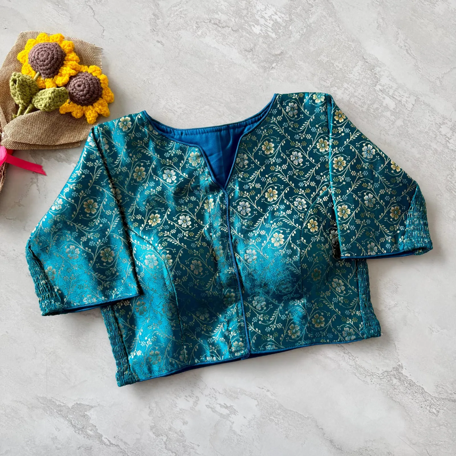 Banarasi Silk Stretchable Padded Saree Blouse - Image 2