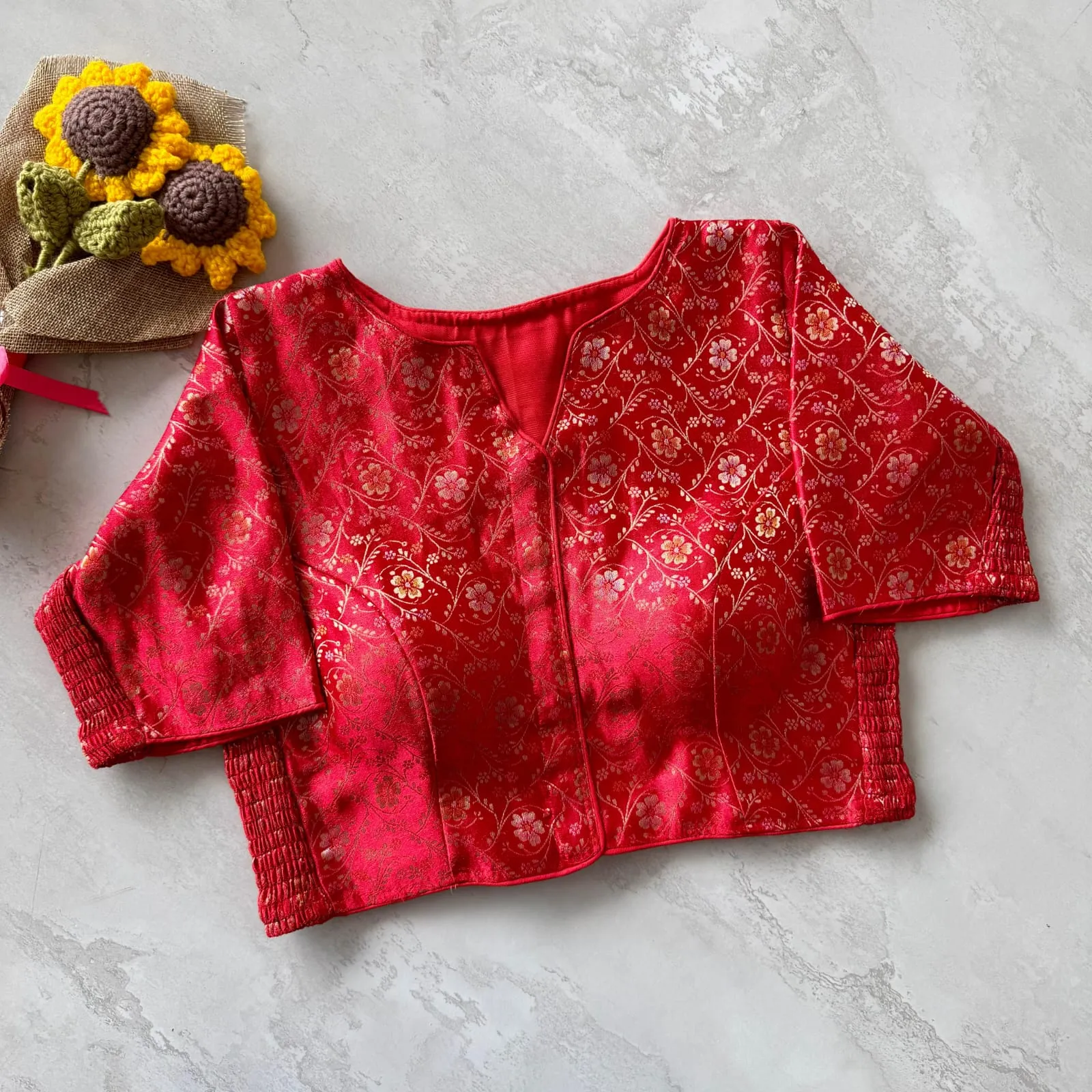 Banarasi Silk Stretchable Padded Saree Blouse - Image 6
