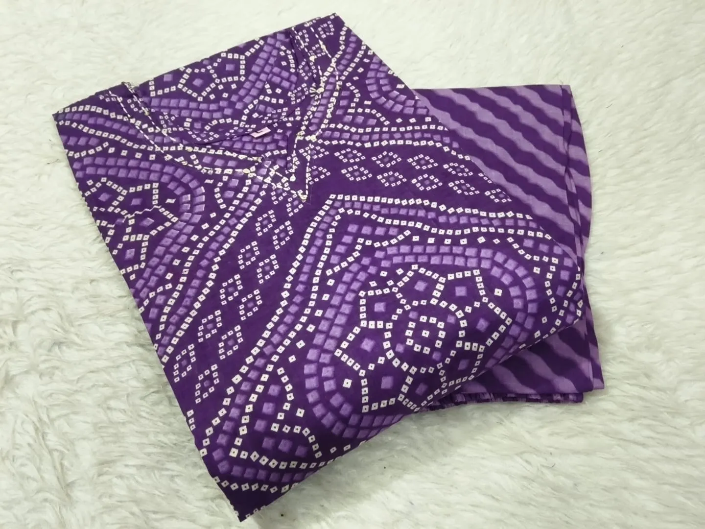 Jaipuri Bandhani Discharge Print Kurti with Leheriya Pant Set | Cotton Daily & Office Wear - Image 5