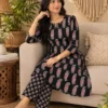Jaipuri Bandhani Discharge Print Kurti with Leheriya Pant Set | Cotton Daily & Office Wear - Image 6