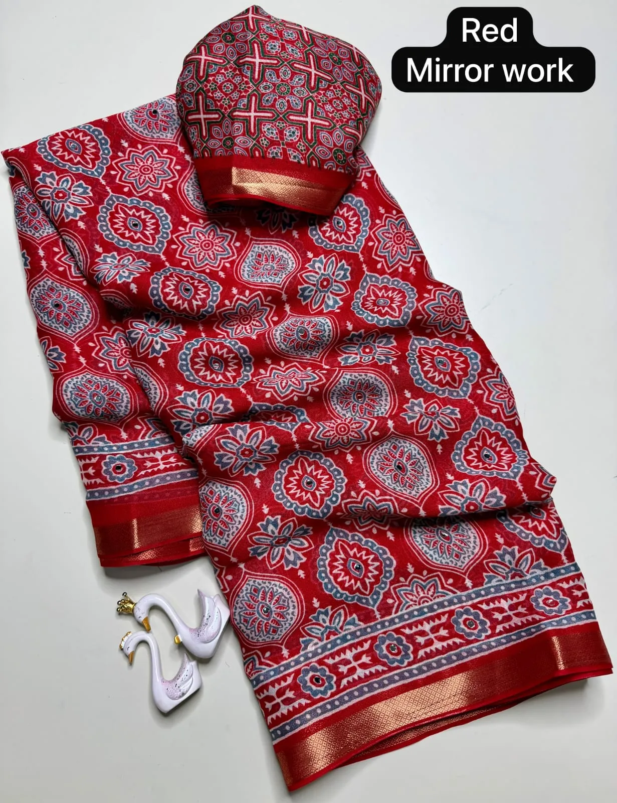 Lightweight Georgette Mirror Work Saree with Zari Border & Matching Blouse Piece - Image 4