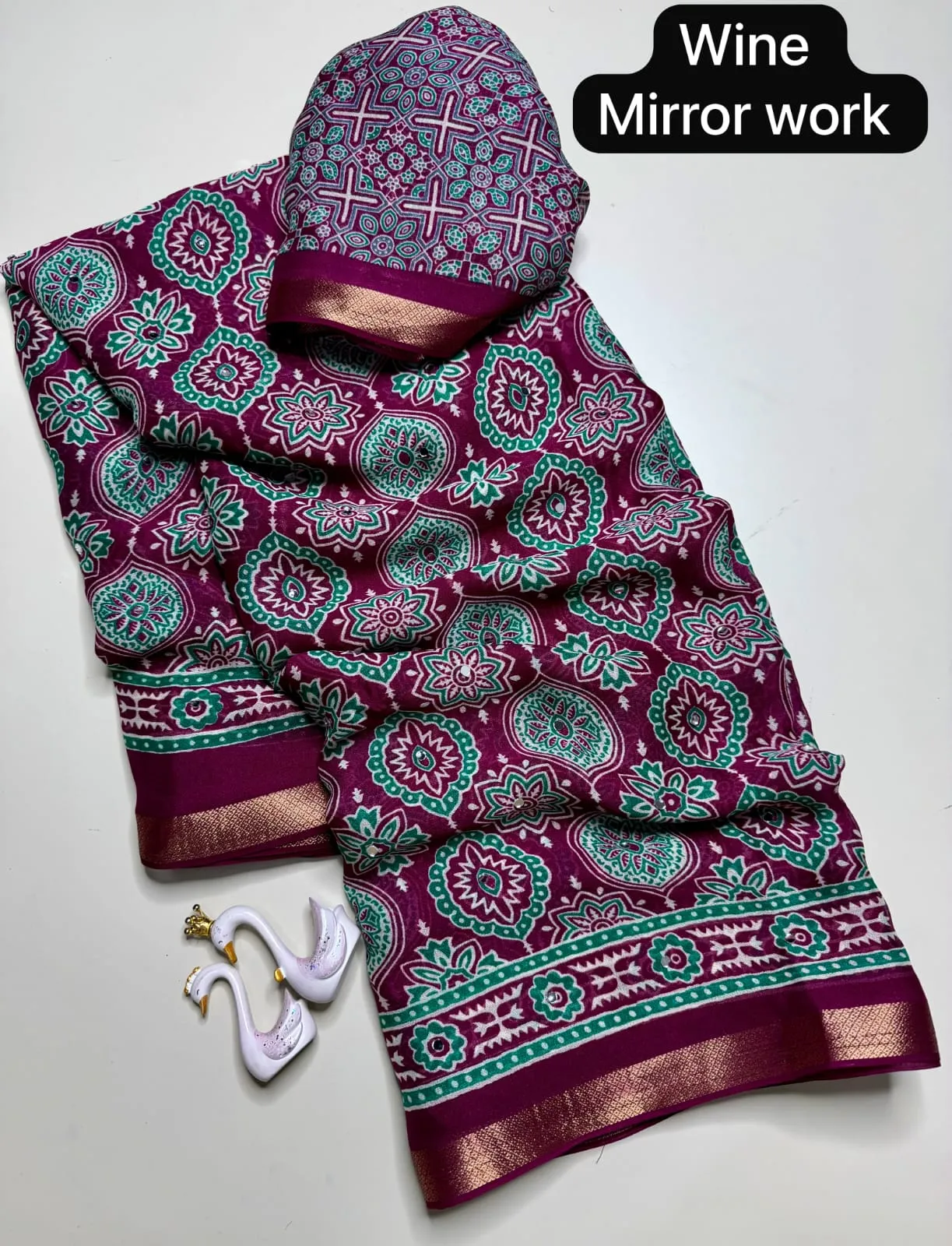 Lightweight Georgette Mirror Work Saree with Zari Border & Matching Blouse Piece - Image 5