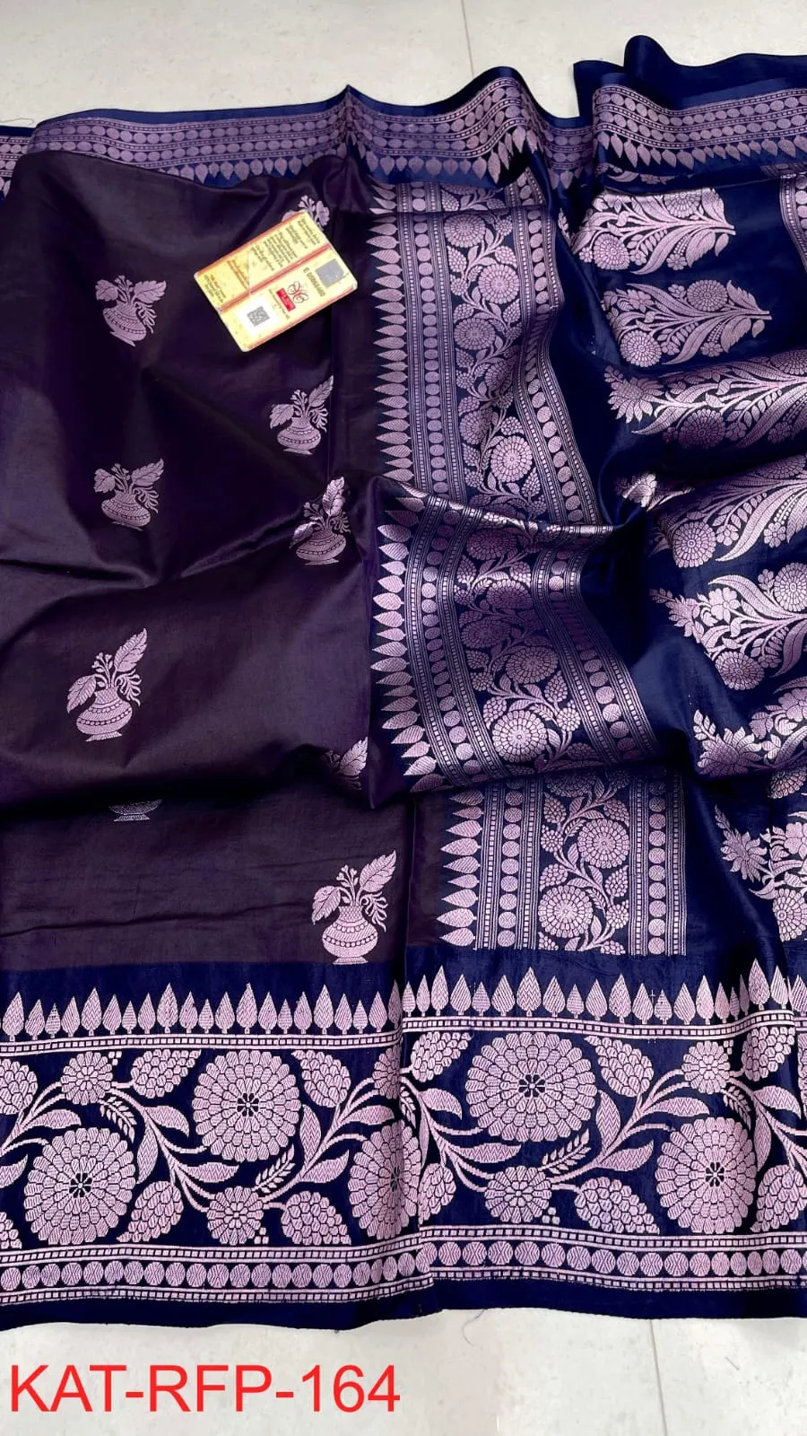 Pure Handloom Banarasi Katan Silk Saree with Resham Buta Weave | Silk Mark Certified - Image 3
