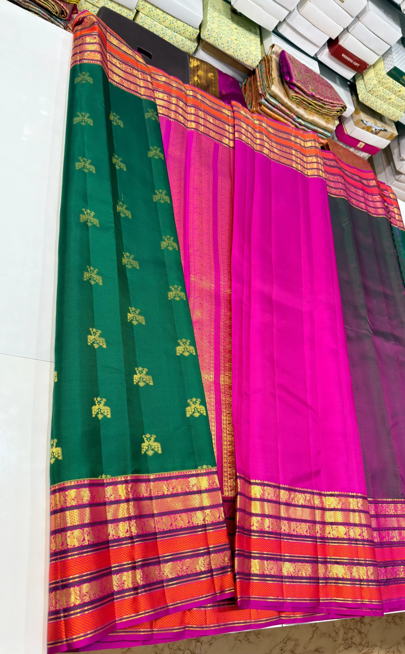 Pure Handloom Kanchipuram Silk Saree in Bottle Green & Rani Pink | Silk Mark Certified Bridal Pattu Saree