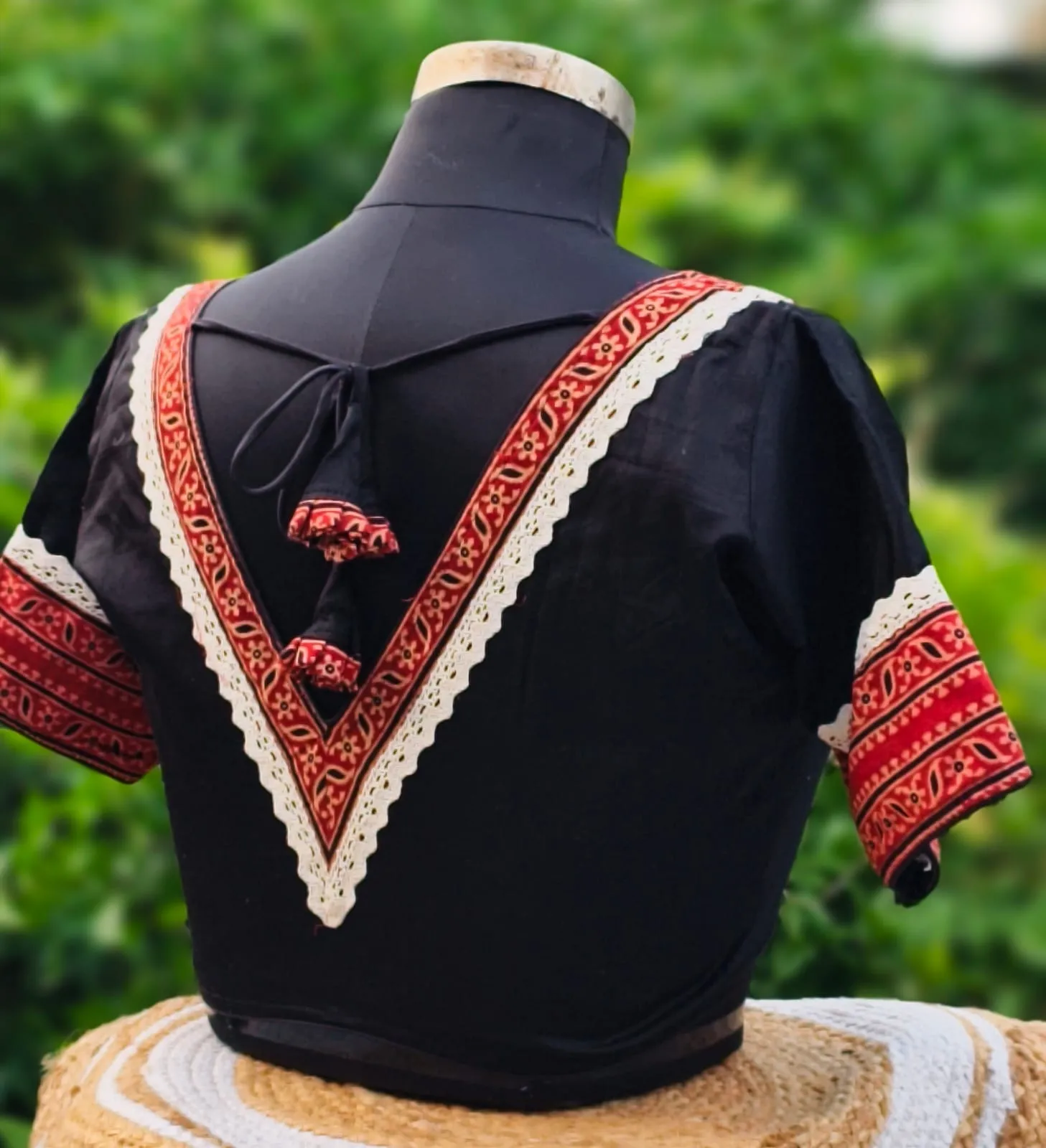Wholesale Malai Cotton Ajrakh Print Lace V-Neck Blouse – Front Open Non-Padded Saree Blouse with Glass Sleeves (Free Size 32–44) - Image 5