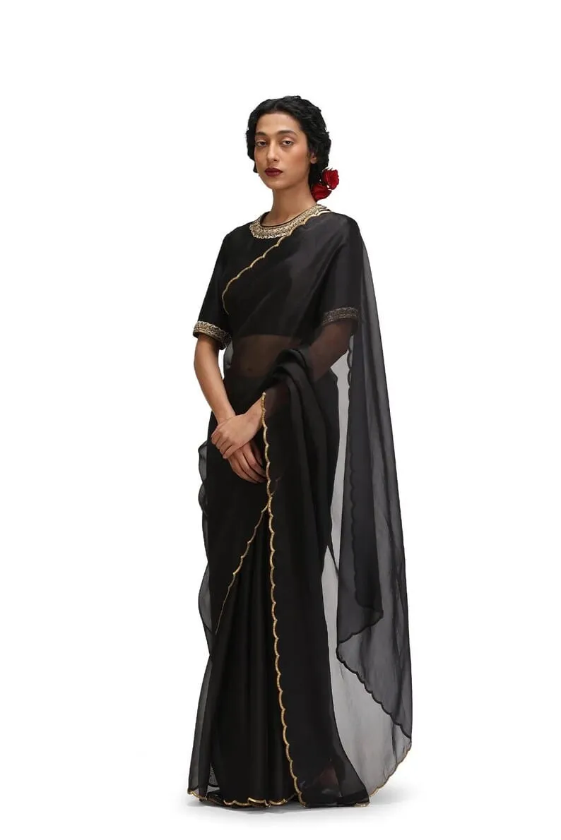 Black Organza Saree with Gold Scalloped Border & Raw Silk Blouse | Handcrafted Zardozi Work Party Wear Saree Set Wholesale - Image 2