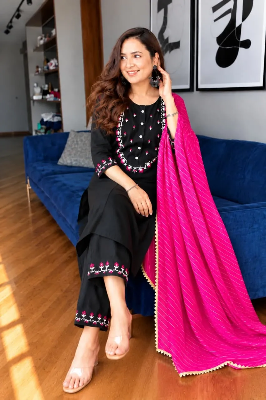 Embroidered Rayon Kurti Pant Set with Leheriya Kota Doria Dupatta