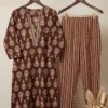 Jaipuri Discharge Print Pure Cotton Kurti Pant Set with Pocket – 2-Piece Straight Kurta & Miyani Pant Set for Women (Sizes S to 4XL) - Image 13