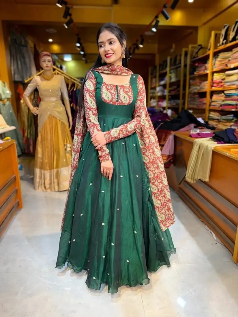 Kalamkriti Embroidered Georgette Anarkali Gown with Chanderi Dupatta – Full Flared Ethnic Long Dress