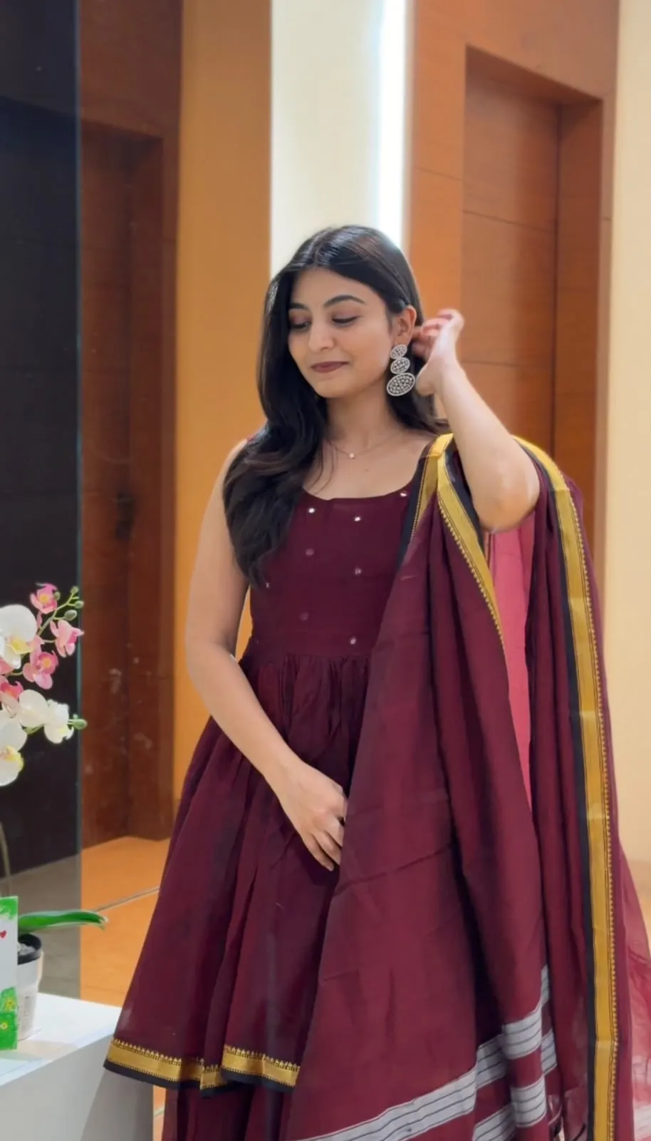 Maroon 3-Piece Festive Kurti Skirt Set with Zari Dupatta - Image 3